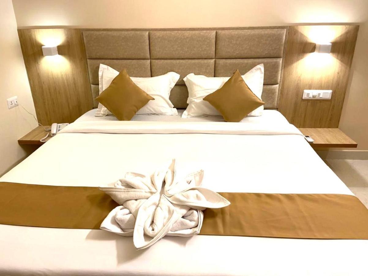 Tag Hotels Irugur Екстериор снимка