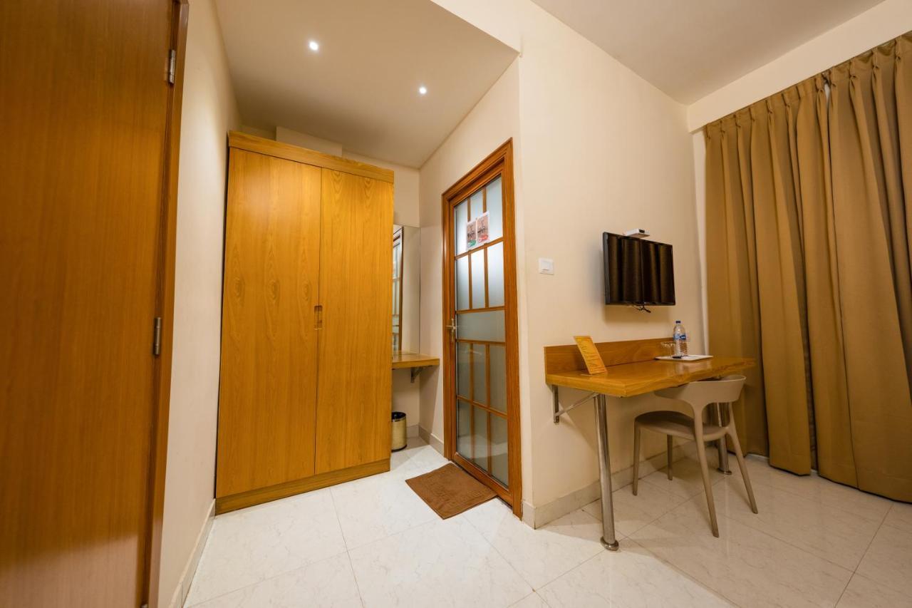 Tag Hotels Irugur Екстериор снимка