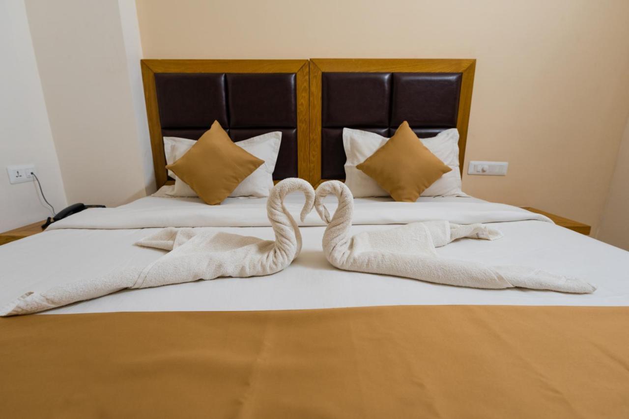 Tag Hotels Irugur Екстериор снимка